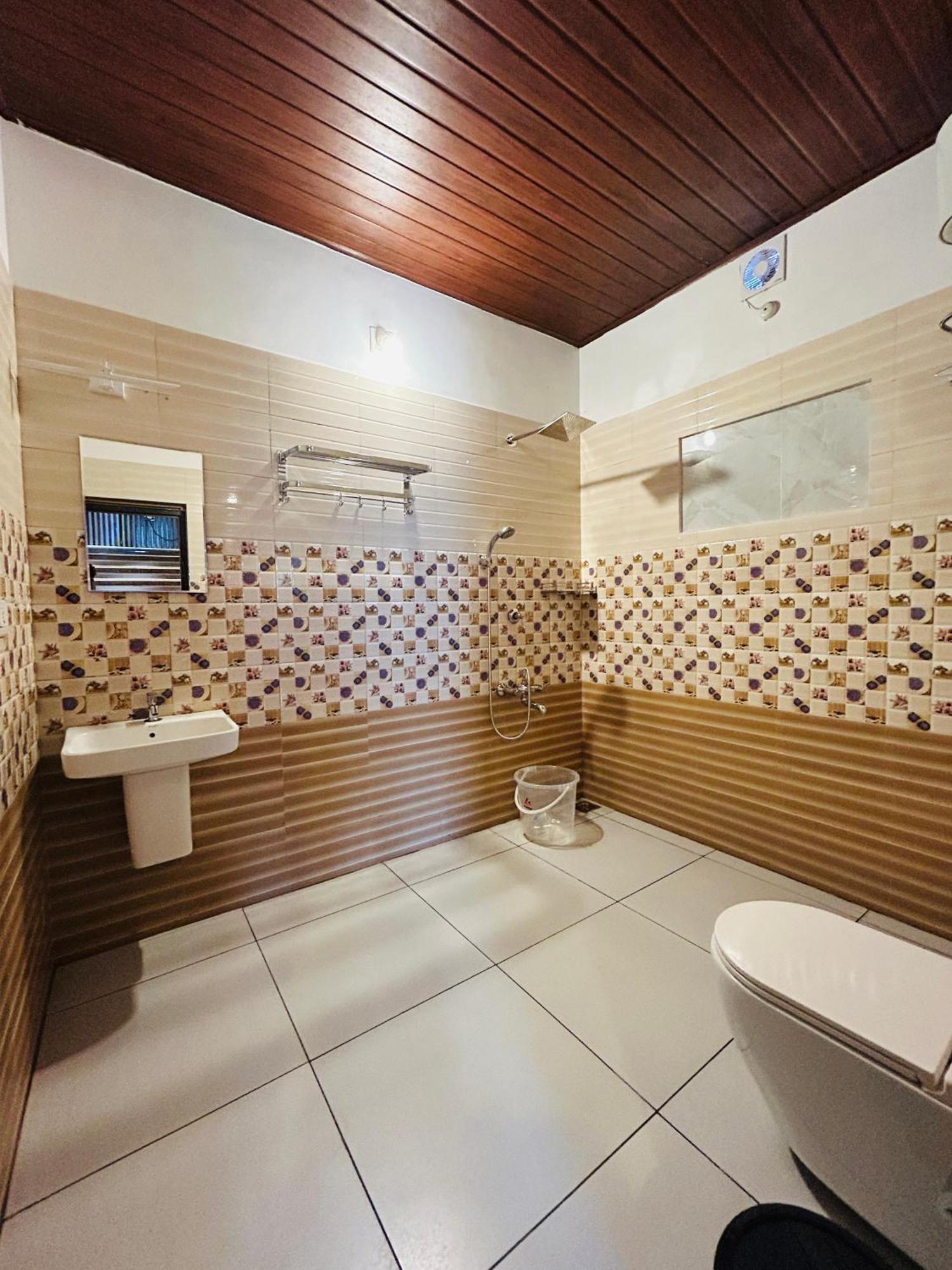 Baywood Cottages 바가몬 외부 사진